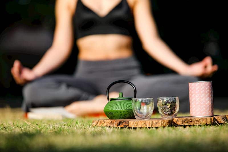 CBD-Produkte können beim Yoga konsumiert werden